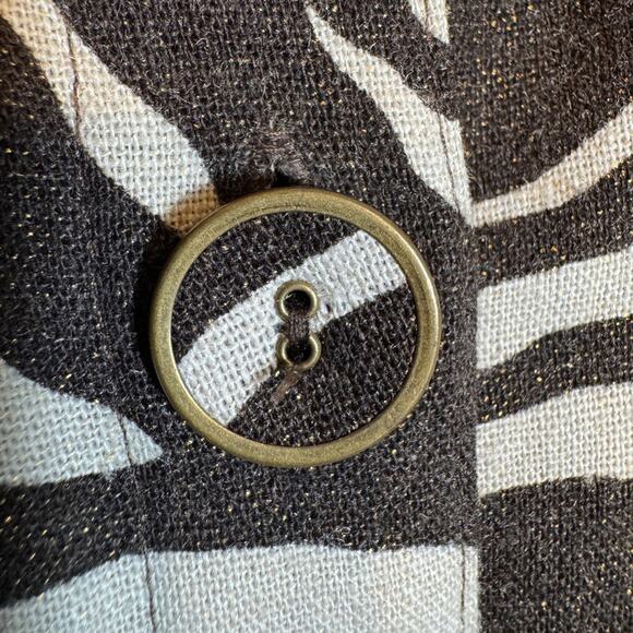 Chico's jacket brown & tan zebra linen 3/4 tab sleeve button front Sz 0 US S - Picture 3 of 13